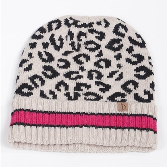 Leopard patterned pink striped beanie hat - Picture 2 of 3